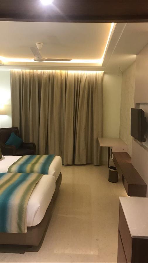 The Exotica Grand Hotel Delhi  Exterior photo