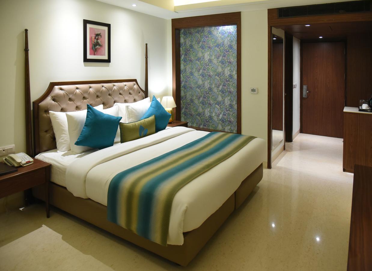 The Exotica Grand Hotel Delhi  Exterior photo