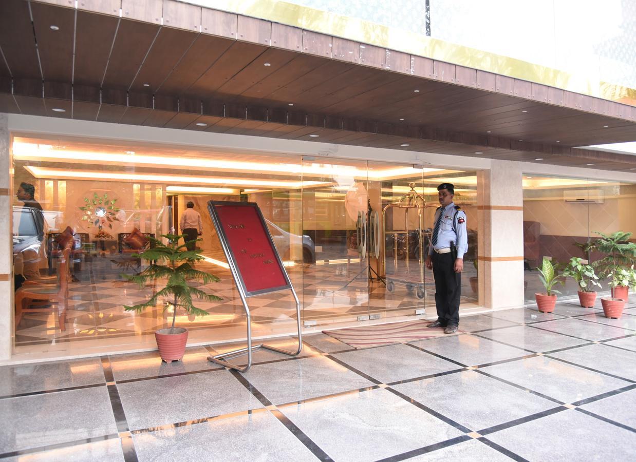 The Exotica Grand Hotel Delhi  Exterior photo