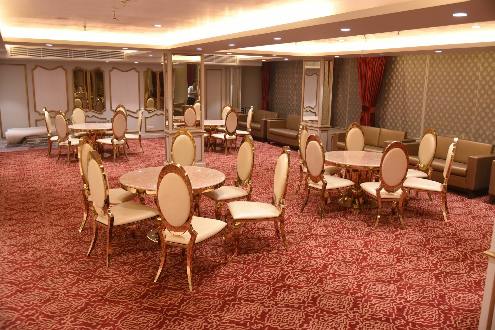 The Exotica Grand Hotel Delhi  Exterior photo